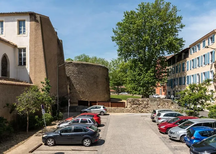 Le Cocon / Free Parking / Wifi / Netflix